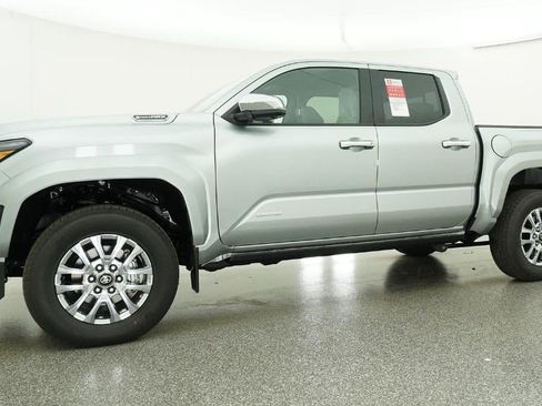 New 2026 Toyota Tacoma Limited AWD/4WD image 18