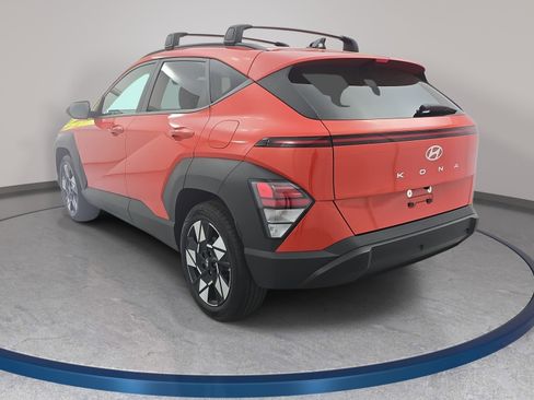 Used 2024 Hyundai Kona SEL image 7