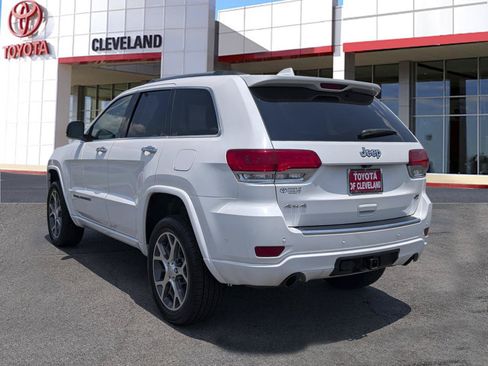 Used 2019 Jeep Grand Cherokee Overland AWD/4WD image 4
