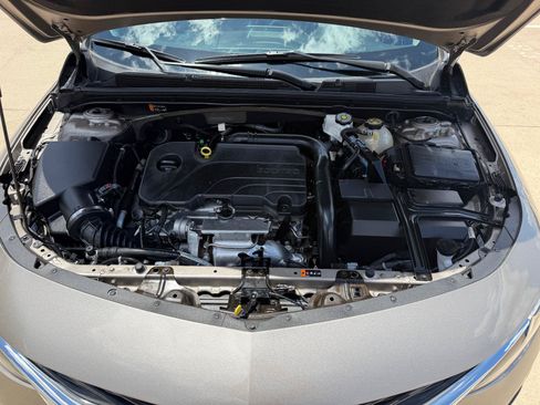 Used 2024 Chevrolet Malibu RS FWD image 30