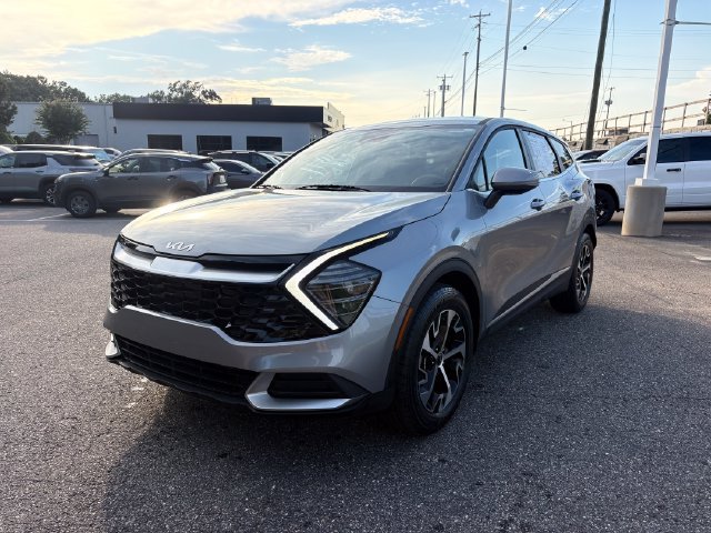 Certified 2024 Kia Sportage EX FWD image 2