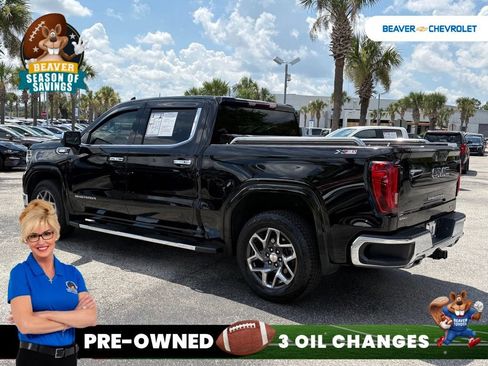 Used 2023 GMC Sierra 1500 SLT w/ SLT Premium Package AWD/4WD image 5