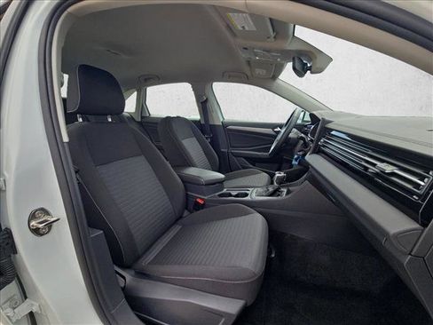 Used 2025 Volkswagen Jetta S FWD image 19