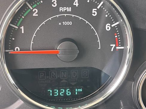 Used 2015 Jeep Wrangler Unlimited Sahara w/ Dual Top Group image 31