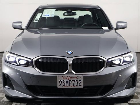 Used 2025 BMW 330i 330i w/ Premium Package image 2