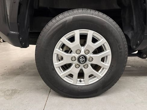 Used 2024 Toyota Tacoma SR5 RWD image 18