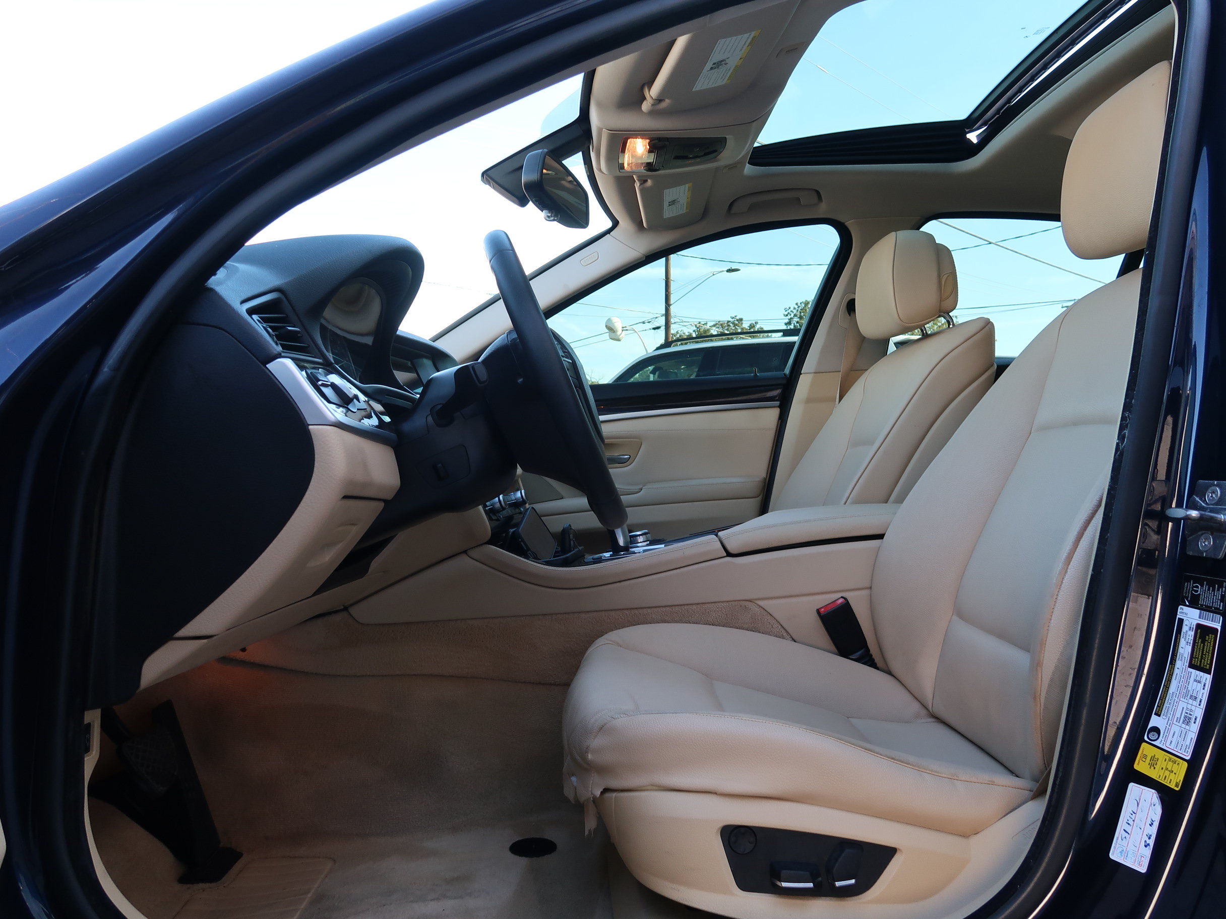 Used 2013 BMW 528i Sedan RWD image 21