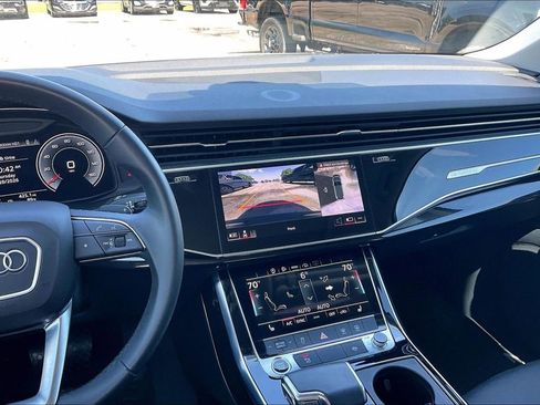Used 2022 Audi Q7 3.0T Premium AWD/4WD image 9