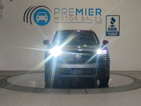Used 2025 Nissan Kicks SV w/ SV Premium Package FWD image 23