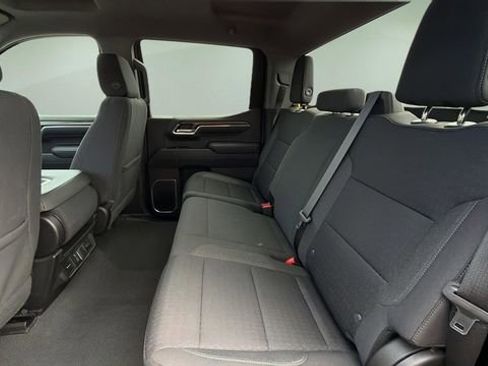 Used 2023 Chevrolet Silverado 1500 LT image 18