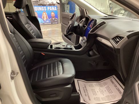 Used 2024 Ford Edge SEL w/ Convenience Package image 32