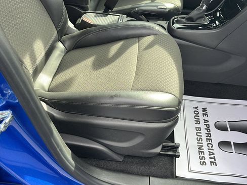 Used 2018 Buick Encore Preferred image 29