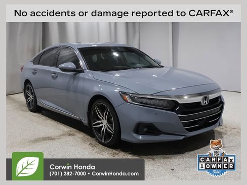 Used 2022 Honda Accord Touring image 1