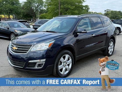 Used 2017 Chevrolet Traverse LT w/ Style and Technology Package AWD/4WD image 1