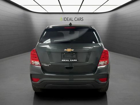 Used 2020 Chevrolet Trax LS w/ Tint and Cruise Package FWD image 6