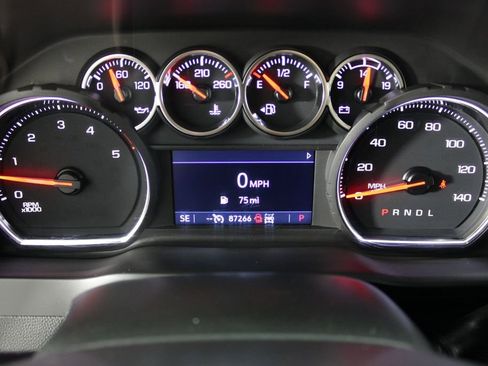 Used 2023 Chevrolet Silverado 2500 LT AWD/4WD image 28