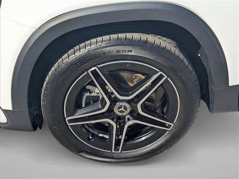 Certified 2025 Mercedes-Benz GLB 250 image 23