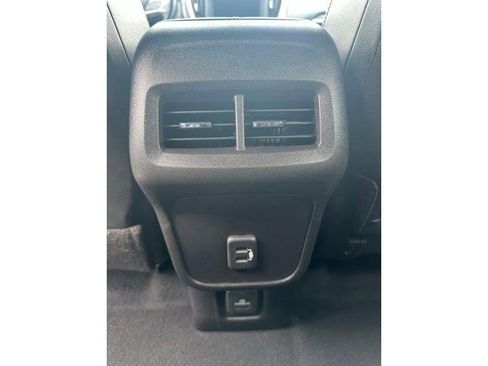 Used 2022 GMC Terrain SLT w/ GMC Pro Grade Package AWD/4WD image 19