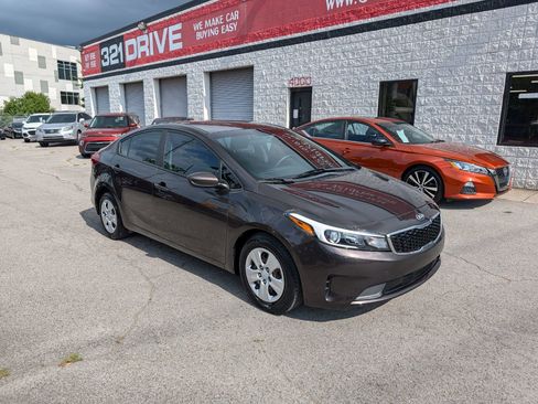 Used 2018 Kia Forte LX image 4