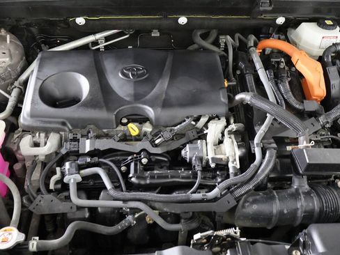 Used 2022 Toyota Venza XLE AWD/4WD image 20