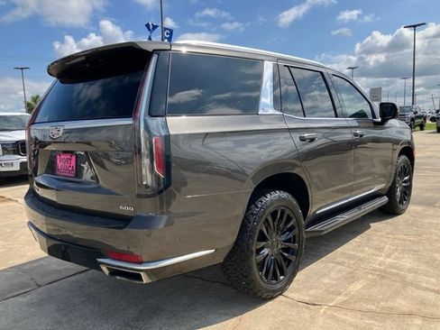 Used 2021 Cadillac Escalade Premium Luxury AWD/4WD image 7