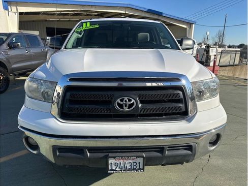 Used 2011 Toyota Tundra w/ TRD Off-Road Package image 3