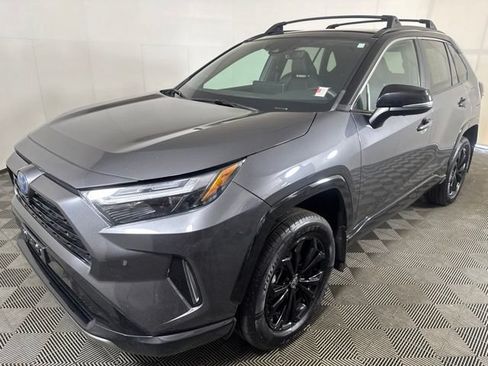 Used 2023 Toyota RAV4 XSE AWD/4WD image 8