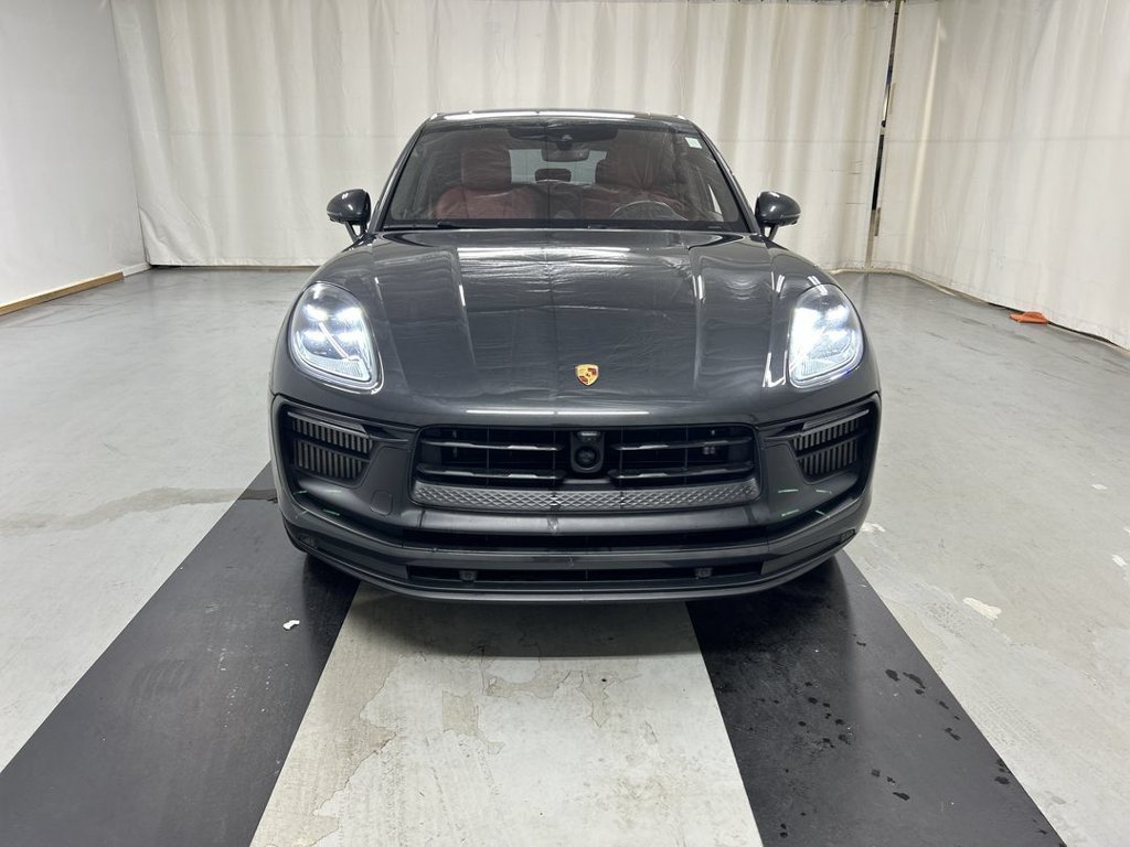 Certified 2023 Porsche Macan GTS AWD/4WD image 3