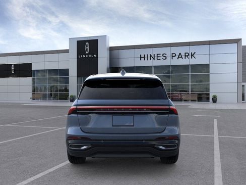 New 2026 Lincoln Nautilus Premier AWD/4WD image 5
