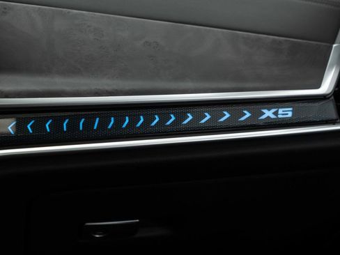 Used 2025 BMW X5 xDrive40i image 22