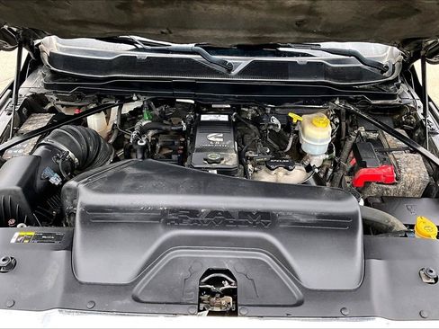 Used 2019 RAM 3500 Limited AWD/4WD image 32