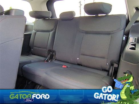 Used 2025 Ford Expedition Active image 15