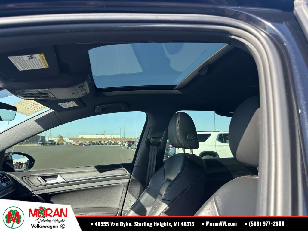 Used 2021 Volkswagen GTI SE FWD image 20