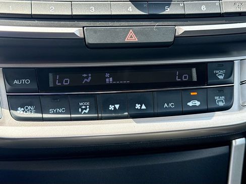 Used 2015 Honda Accord Sport image 17
