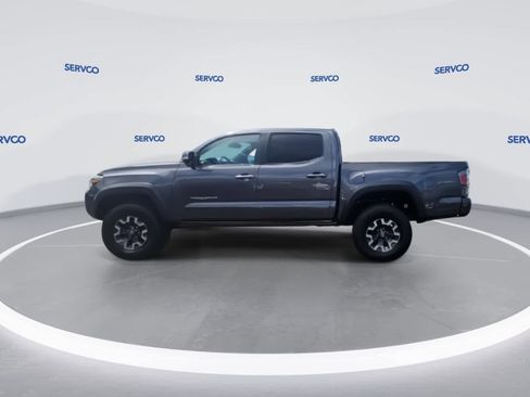 Used 2020 Toyota Tacoma TRD Off-Road AWD/4WD image 5