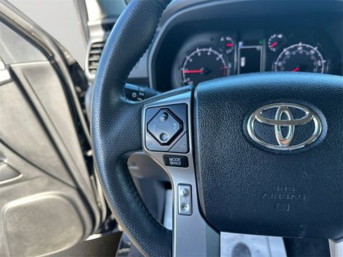 Used 2022 Toyota 4Runner SR5 Premium image 21