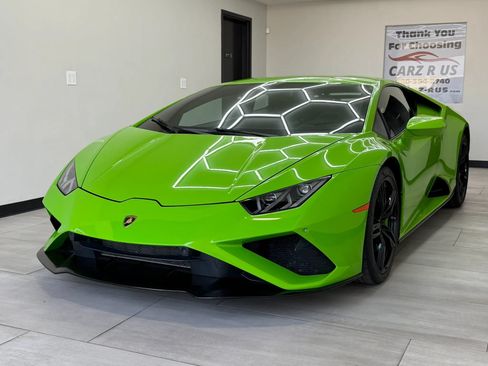 Used 2022 Lamborghini Huracan EVO RWD image 4