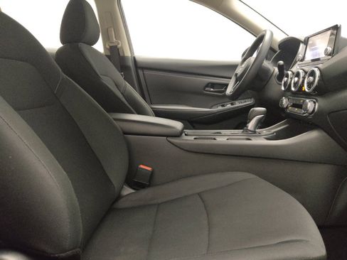 Used 2025 Nissan Sentra S FWD image 21
