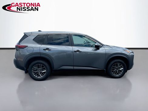 Used 2023 Nissan Rogue S FWD image 10
