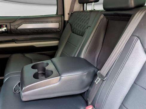 Used 2018 Toyota Tundra Platinum AWD/4WD image 33