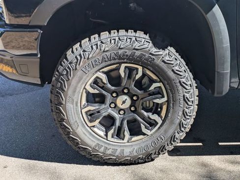 New 2026 Chevrolet Silverado 1500 ZR2 AWD/4WD image 7