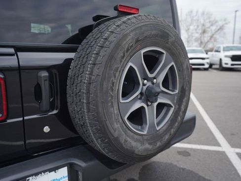 Used 2019 Jeep Wrangler Unlimited Sport S image 42