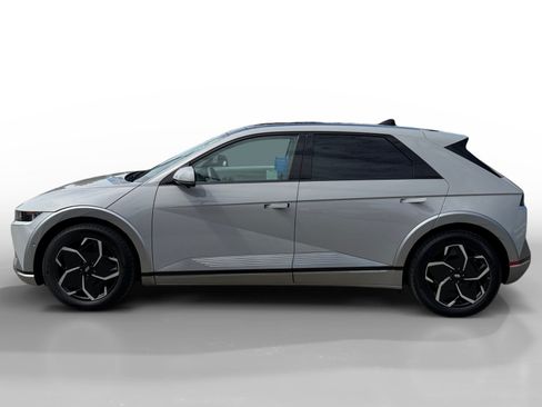 Used 2024 Hyundai Ioniq 5 Limited RWD image 2
