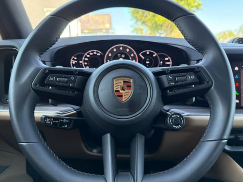 Certified 2026 Porsche Cayenne S AWD/4WD image 25