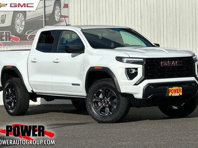 Used 2025 GMC Canyon Elevation w/ Convenience Package