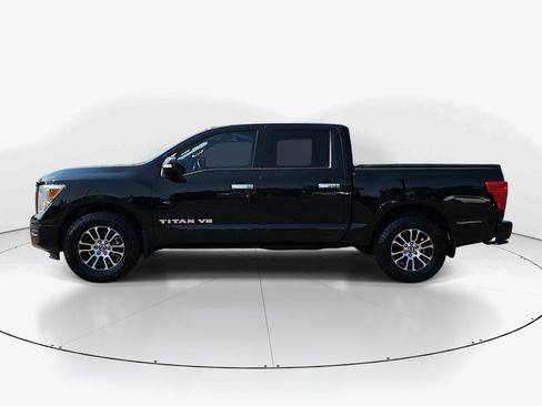 Used 2020 Nissan Titan SV w/ SV Convenience Package RWD image 7