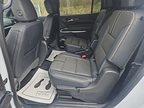 New 2026 Chevrolet Traverse High Country AWD/4WD image 18
