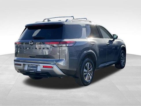 Certified 2023 Nissan Pathfinder SL w/ Lighting Package (N92) image 4