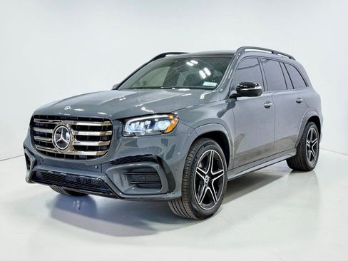 Used 2026 Mercedes-Benz GLS 450 4MATIC image 10