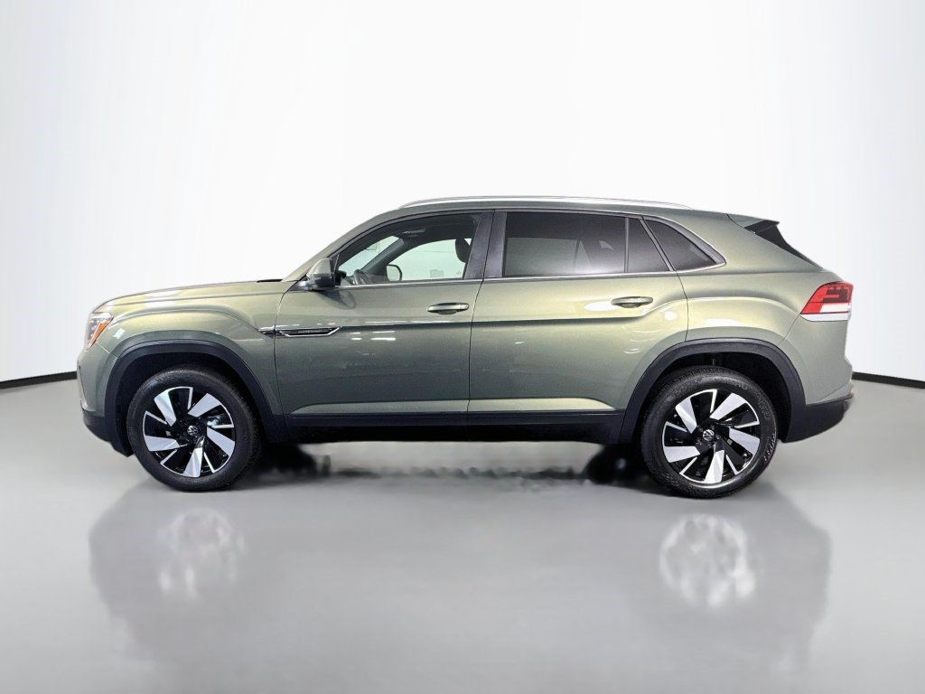 Used 2026 Volkswagen Atlas Cross Sport SE FWD image 6